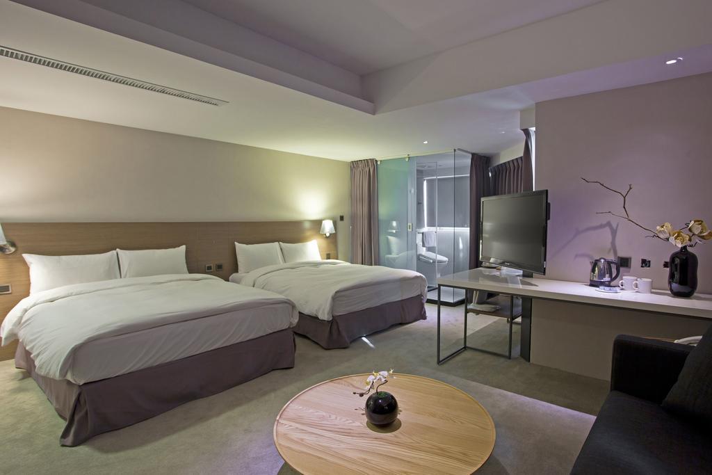 Hotelday Taichung Exterior foto