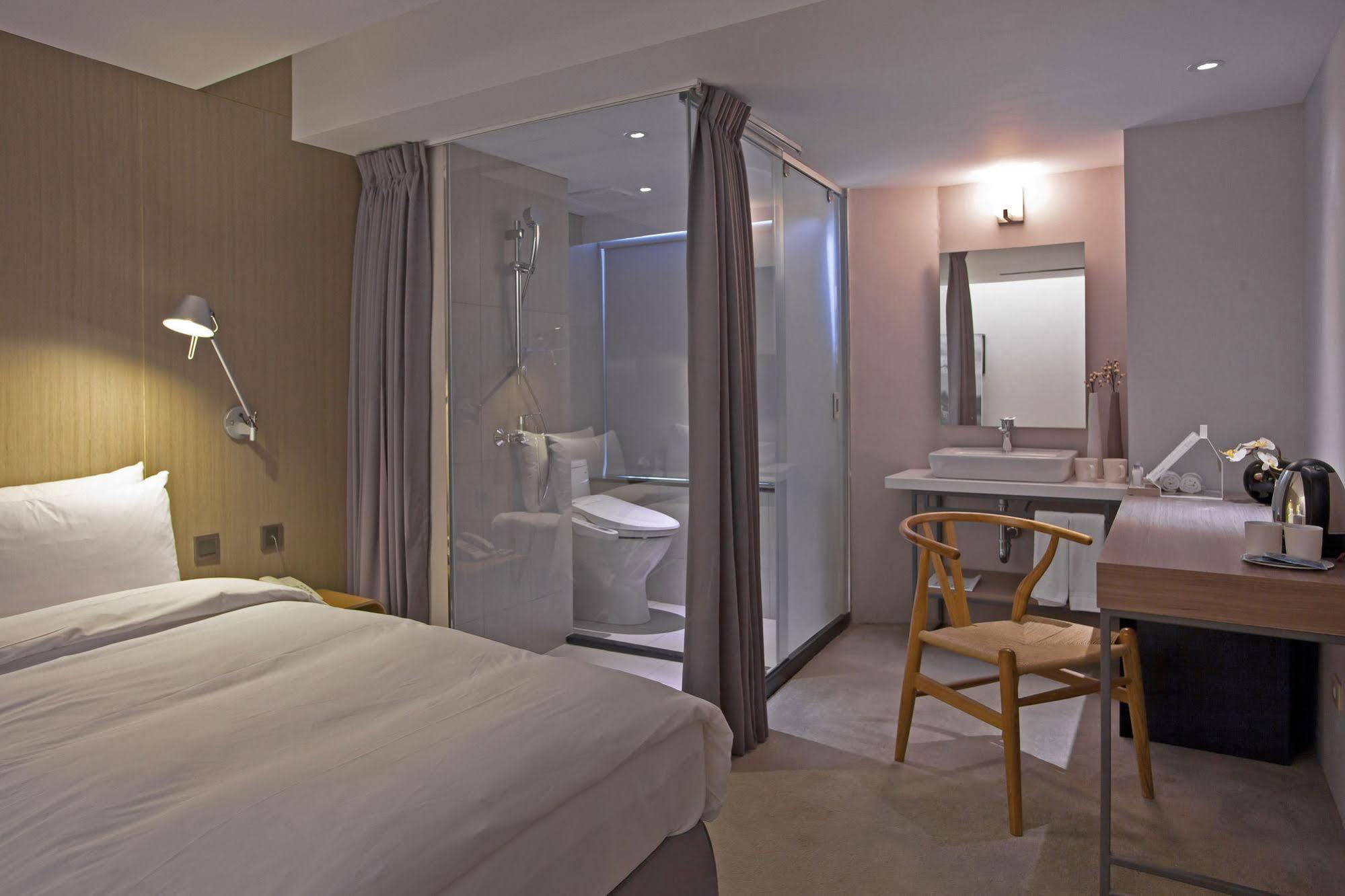 Hotelday Taichung Exterior foto